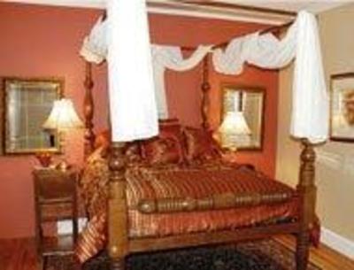 фото отеля Battletown Inn and Gray Ghost Tavern
