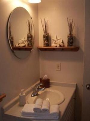 фото отеля Easy on the Edge B&B