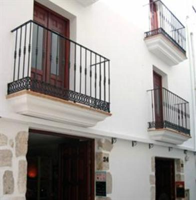 фото отеля Dios Esta Bien Guesthouse Peniscola