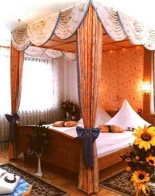 фото отеля Erlebnis & Wellness Hotel Zum Stern