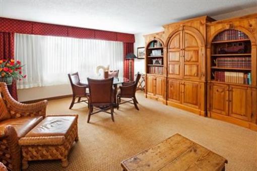 фото отеля Holiday Inn Asheville Biltmore East