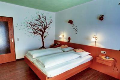 фото отеля Hotel Oberland Zauberkabinett Bad Heilbrunn