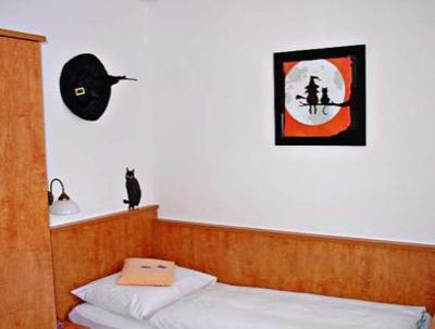 фото отеля Hotel Oberland Zauberkabinett Bad Heilbrunn