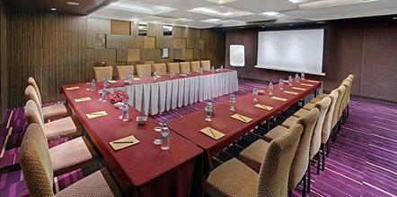 фото отеля The Pride Hotel