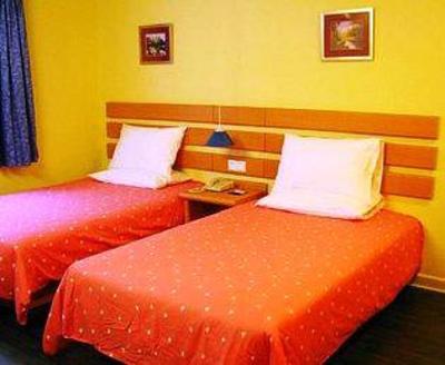 фото отеля Home Inn Ganzhou Hongqi Avenue