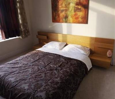 фото отеля Pelican Suites