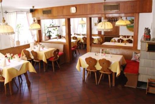 фото отеля Hotel Gasthof zum Hirsch