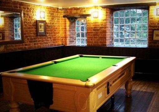 фото отеля The Duke of Wellington Inn East Horsley