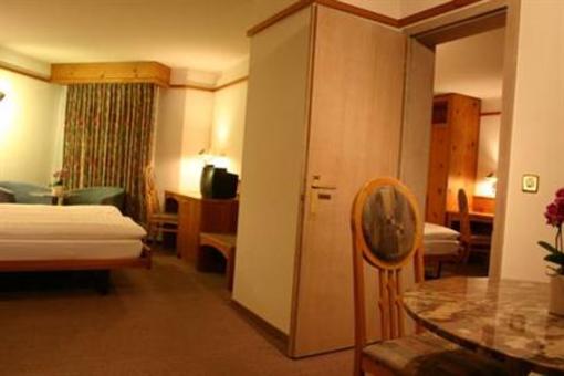 фото отеля Alpenhotel Flims