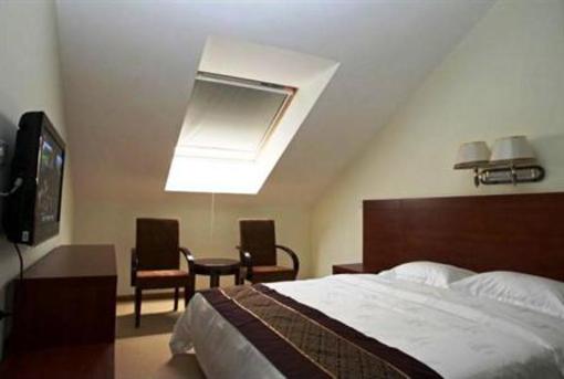 фото отеля Qingdao Marine Holiday Hotel