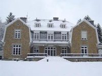 Auberge De Mambaye Youth Hostel Spa