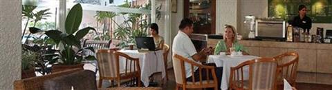 фото отеля The Oasis Park Hotel