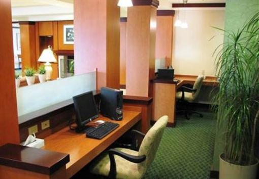 фото отеля Fairfield Inn & Suites Springdale