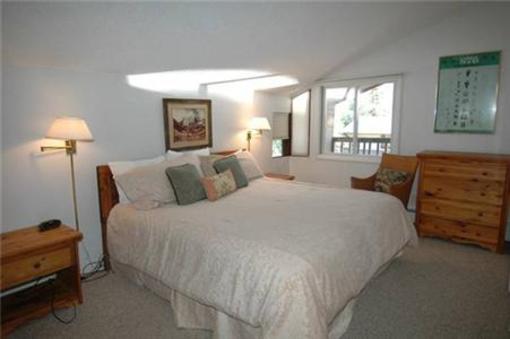 фото отеля Condo with 3 Bedroom & 2 Bathroom in Aspen 700 Monarch #301