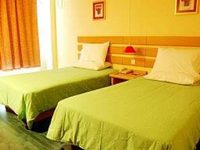 Home Inn (Changchun Renmin Square)