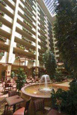 фото отеля Embassy Suites Saint Louis Saint Charles (Missouri)
