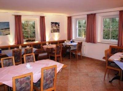 фото отеля Pension & Hotel Garni Demmel Bruckmühl