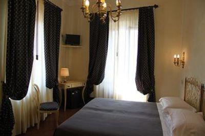 фото отеля La Cisterna Hotel