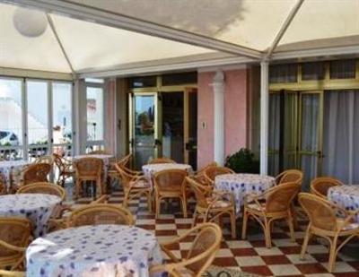 фото отеля Hotel La Lanterna