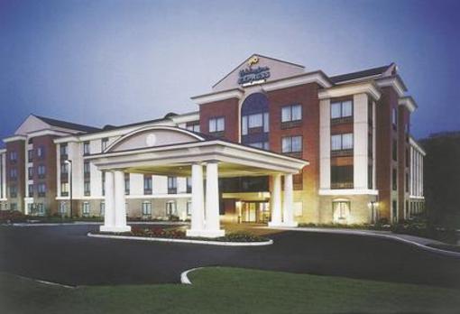 фото отеля Holiday Inn Express Hotel & Suites Drayton Valley