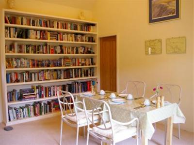фото отеля Wyke Farm Bed and Breakfast