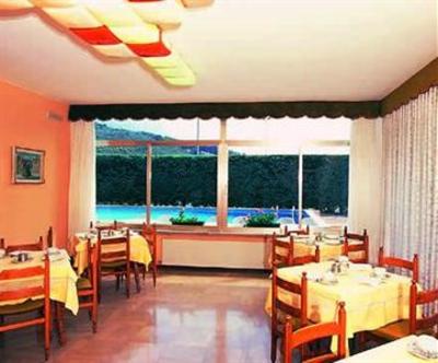 фото отеля Hotel Diana Riva Del Garda