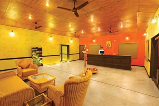 фото отеля Goldfield Lake Resort & Yacht Club