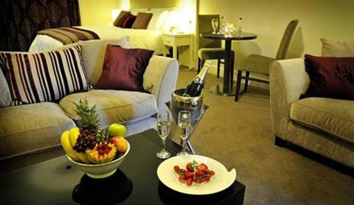 фото отеля Shirley Arms Hotel