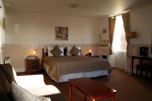 фото отеля Arisaig Hotel