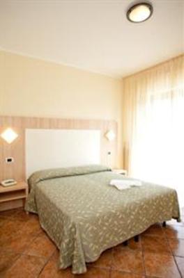 фото отеля Hotel Francesco Padenghe sul Garda