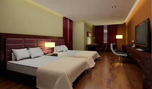 фото отеля Hotel Puerta de San Antonio