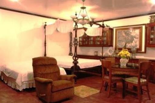 фото отеля Casa de Carlo Bed & Breakfast Tagaytay