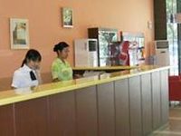 Home Inn Wuxiang Square Nanning