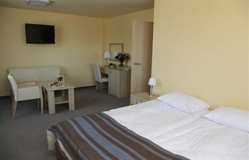 фото отеля Hotel Swiecice