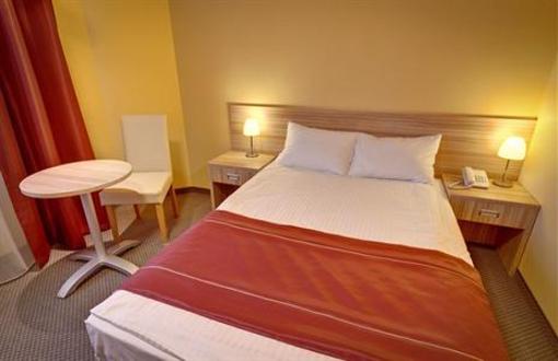 фото отеля Hotel Swiecice