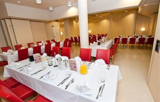 фото отеля Hotel Swiecice