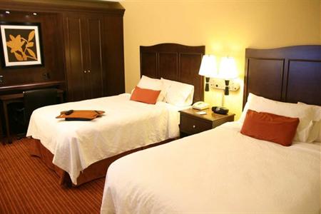 фото отеля Hampton Inn Overland Park