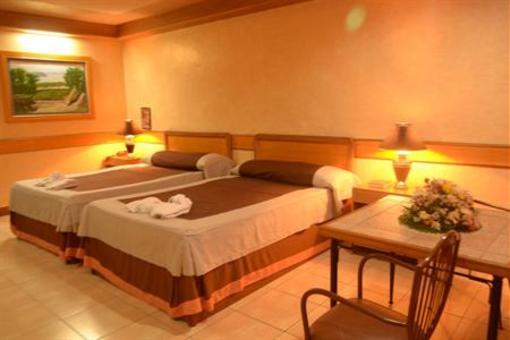 фото отеля La Maja Rica Hotel Tarlac