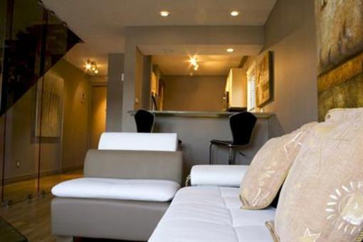 фото отеля The Opal Hotel Calgary