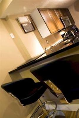 фото отеля The Opal Hotel Calgary
