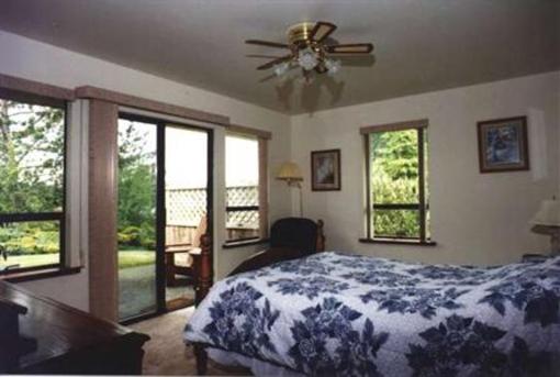 фото отеля Seameadows Vacation Rentals by the Sea