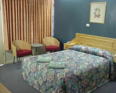 фото отеля Narrandera Midtown Motor Inn