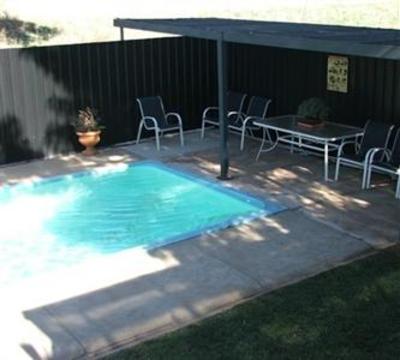 фото отеля Narrandera Midtown Motor Inn