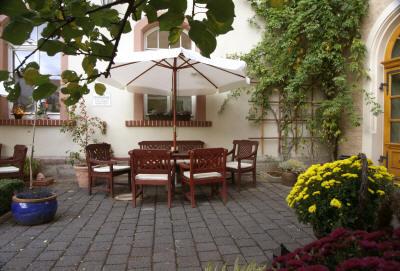 фото отеля Hotel Graf von Mansfeld