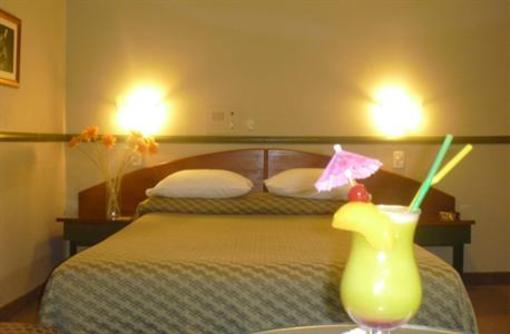 фото отеля Intiotel