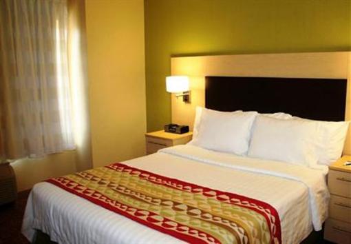 фото отеля TownePlace Suites Broken Arrow