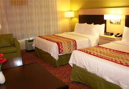 фото отеля TownePlace Suites Broken Arrow