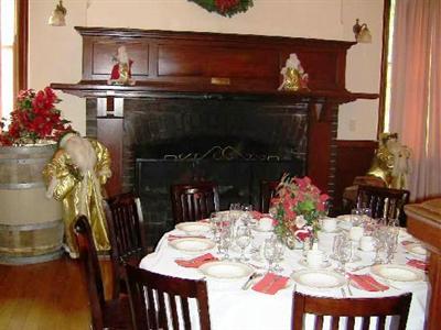 фото отеля Fountaindale Grand Manor