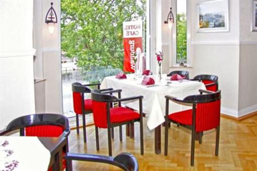 фото отеля Hotel & Cafe Wallburg