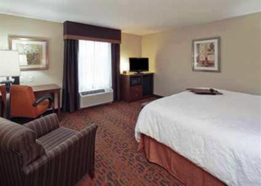 фото отеля Hampton Inn Beloit